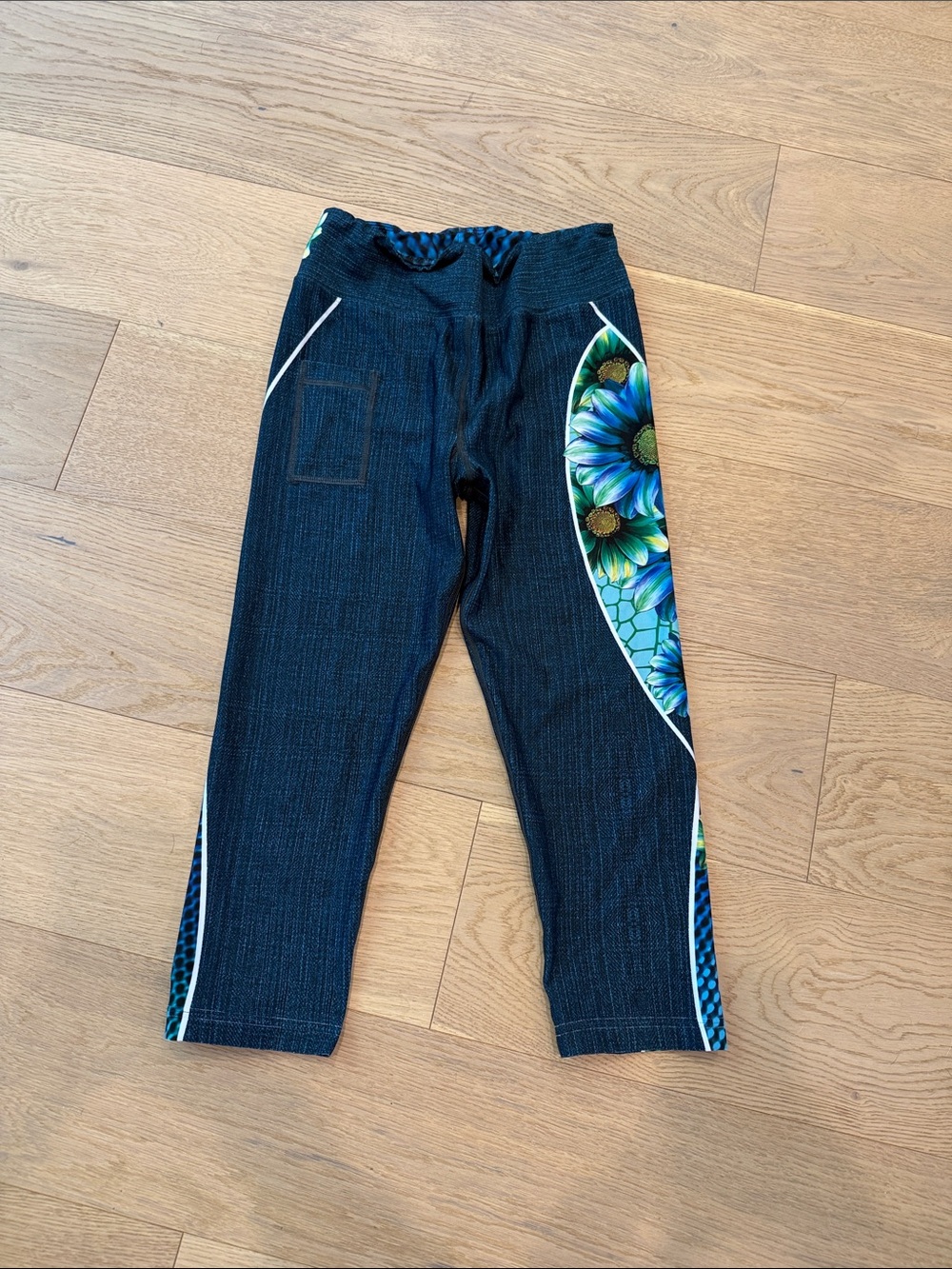 INKnBURN dragonfly women’s running leggings size 8